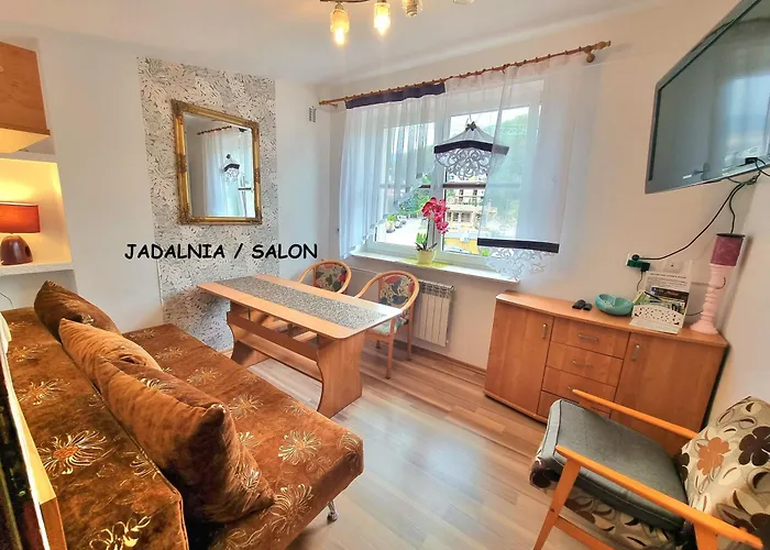 Apartament Kacperek, Willowa 4A - 2 Sypialnie, Salon - Dla Rodzinny 4-5 Os, Samo Centrum