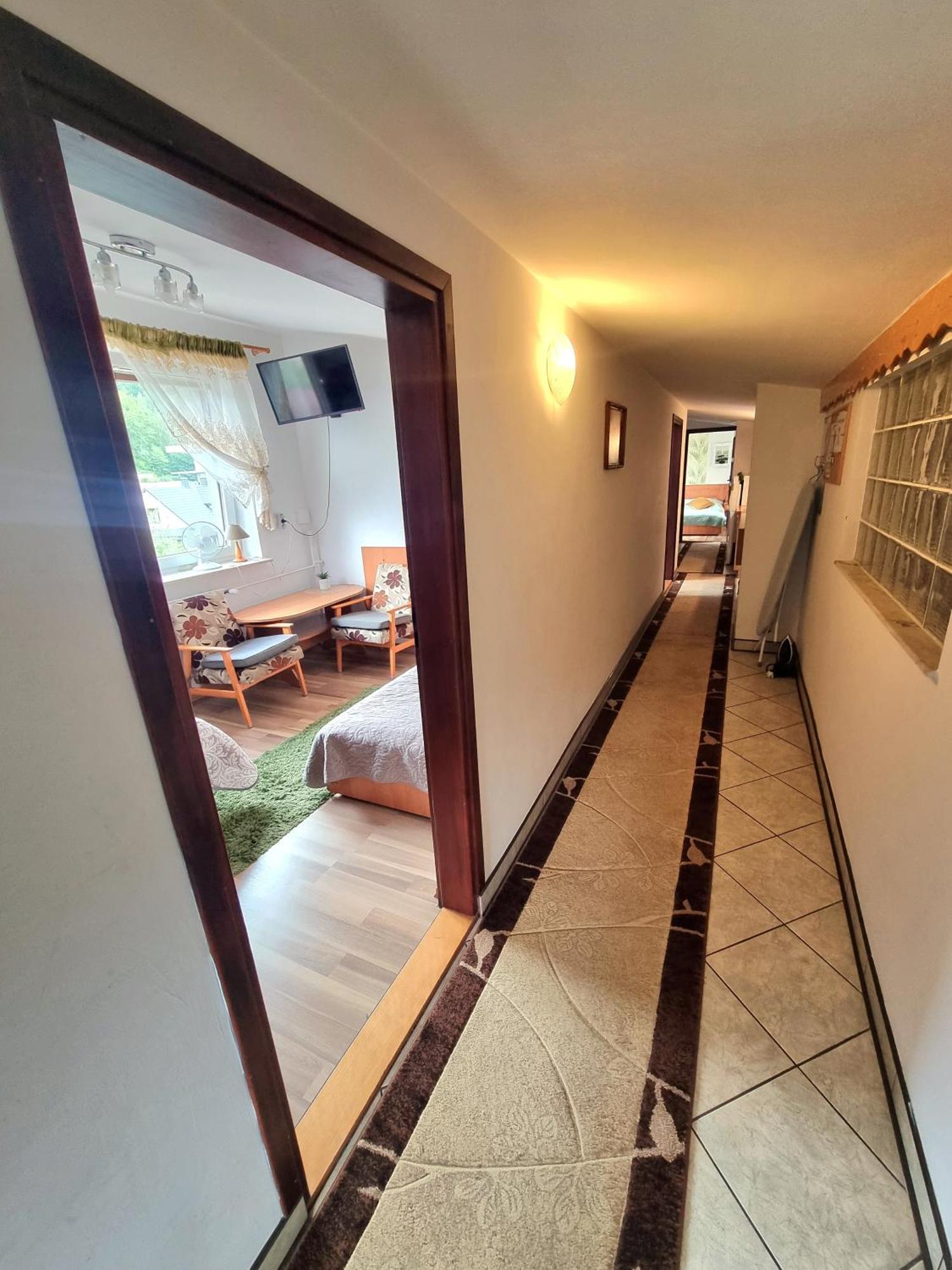 Apartment Kacperek, Willowa 4a - 2 Sypialnie, Salon - Dla Rodzinny 4-5 Os, Samo Centrum Szczyrk
